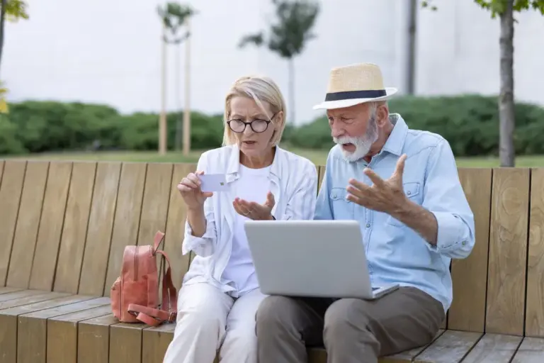 How to Avoid Travel Scams: Tips from a Travel Agent